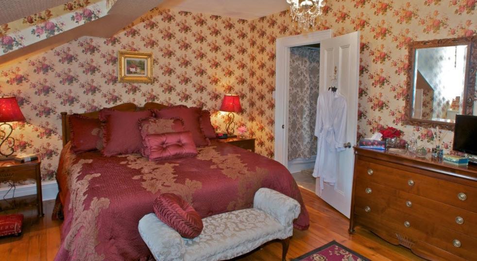 Bed and Breakfast Maplehurst Manor Brockville Zimmer foto